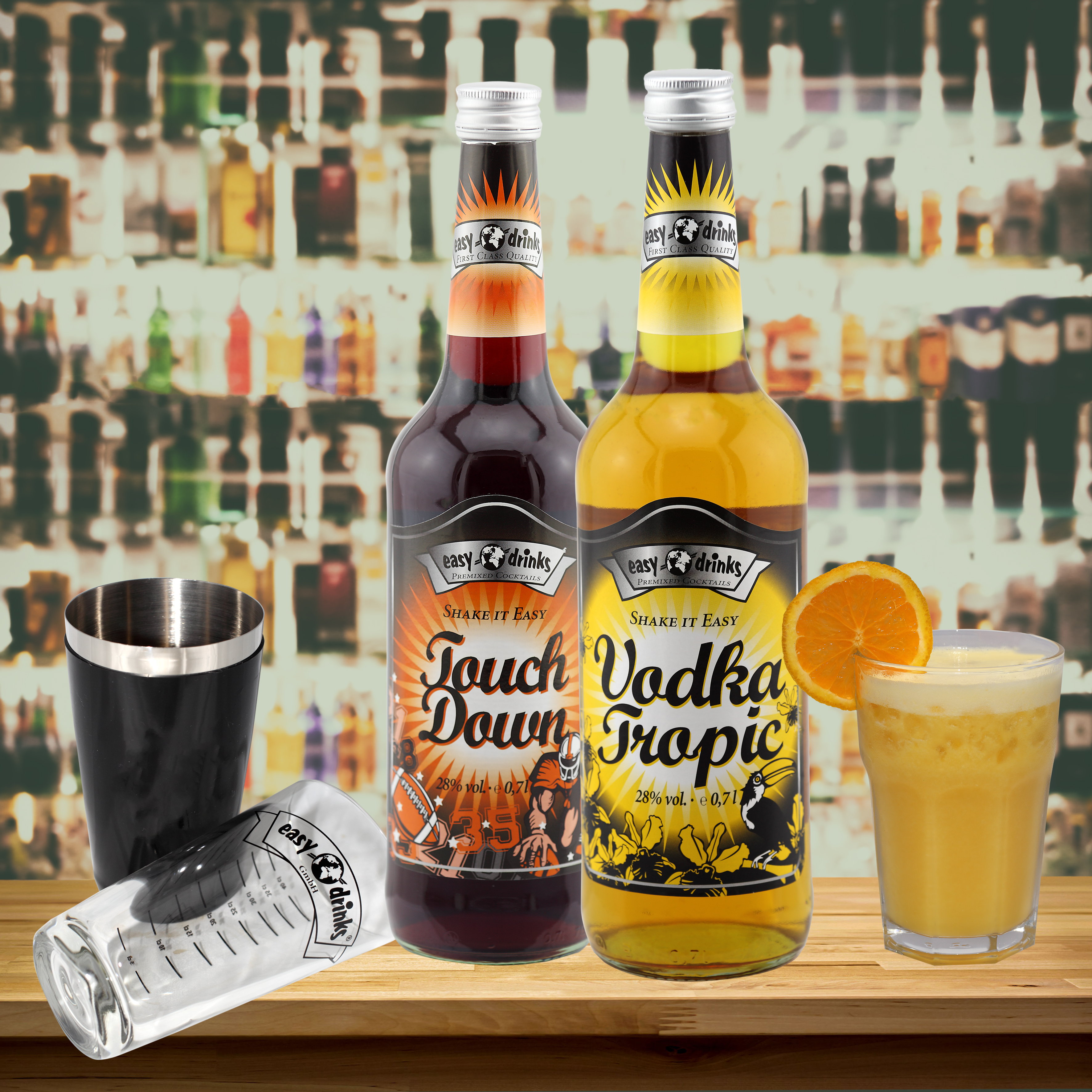 "1 Shaker, 6 Gläser, 1 Touch Down & 1 Vodka Tropic" im easy drinks Fertigcocktail Set No.12